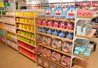 義烏萬夢百貨化妝品及衛(wèi)生用品零售加盟前景分析